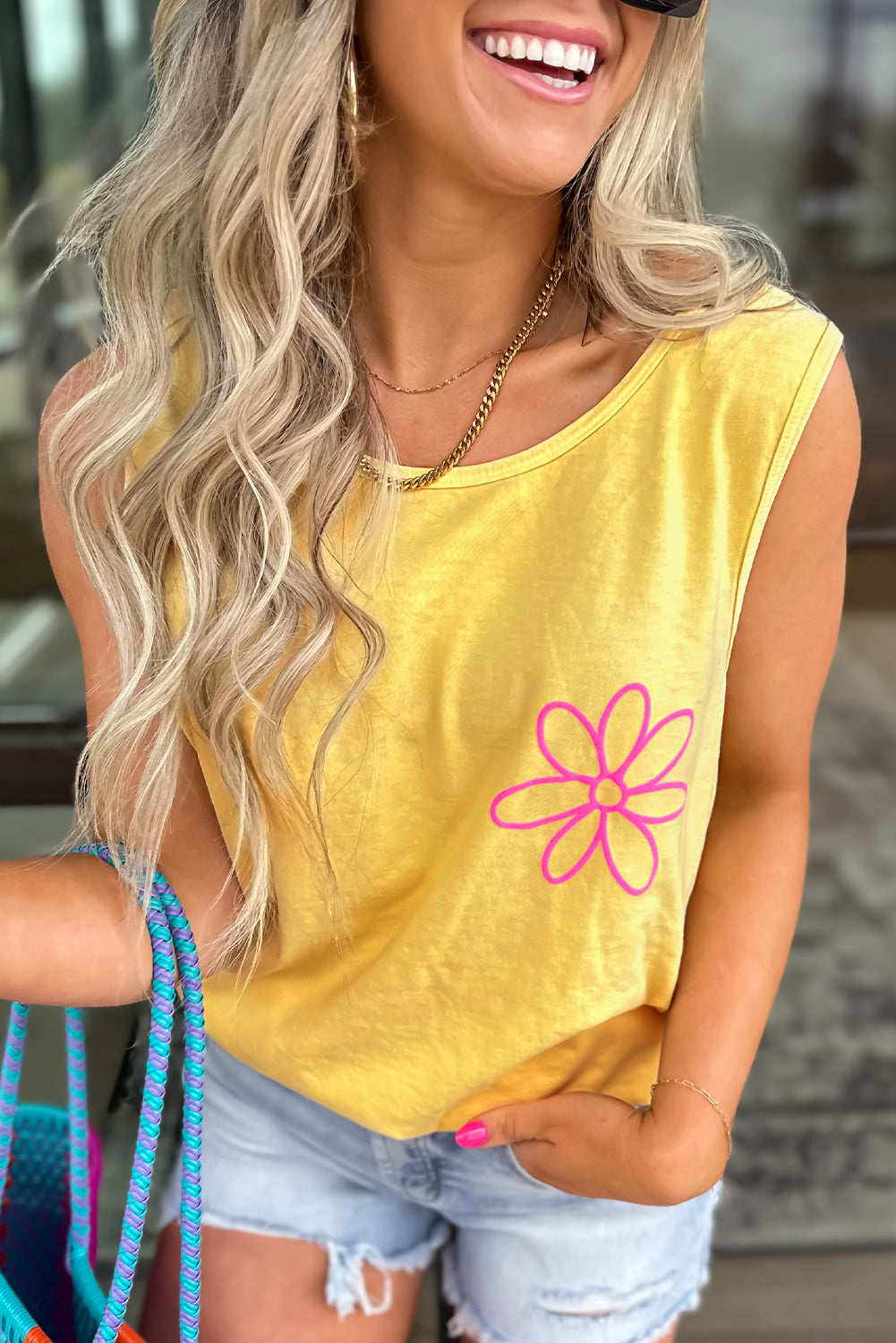 Sachet Pink Butterfly Graphic Casual Tank Top
