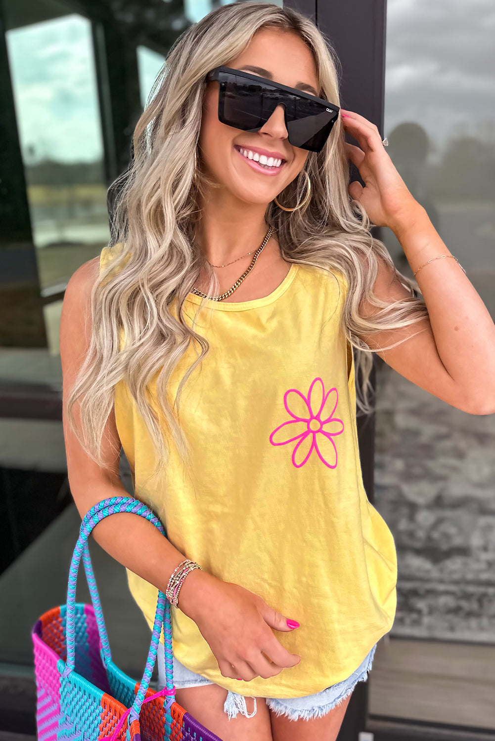 Sachet Pink Butterfly Graphic Casual Tank Top