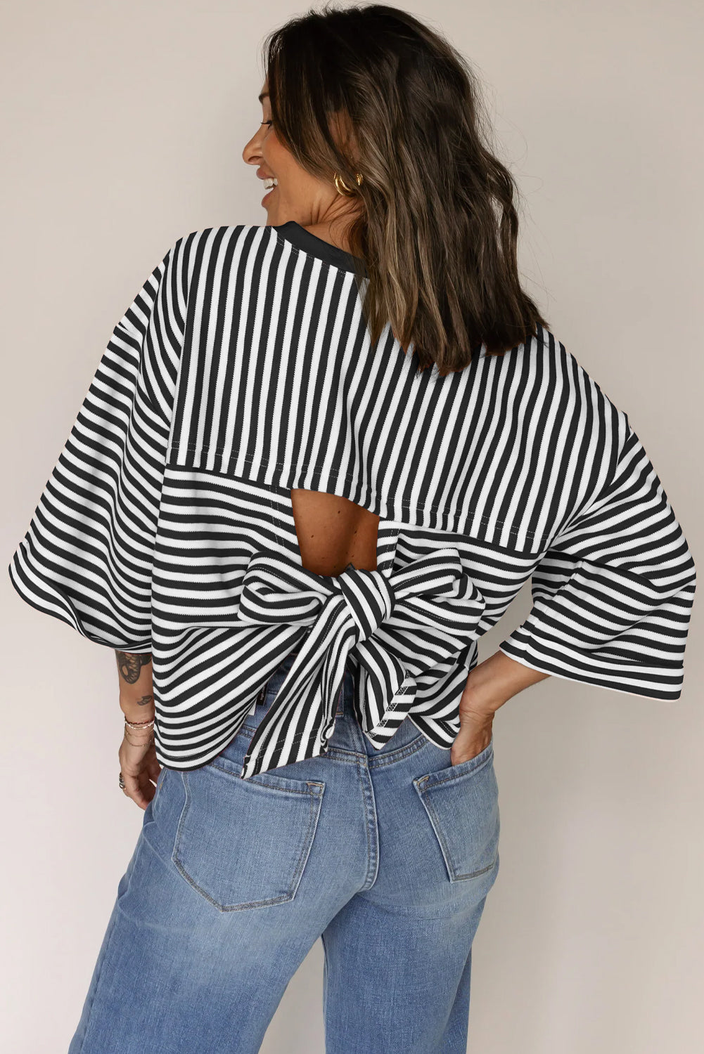 Red Stripe Bowknot Cutout Back Drop Shoulder Wide Bracelet Sleeve Loose Tee